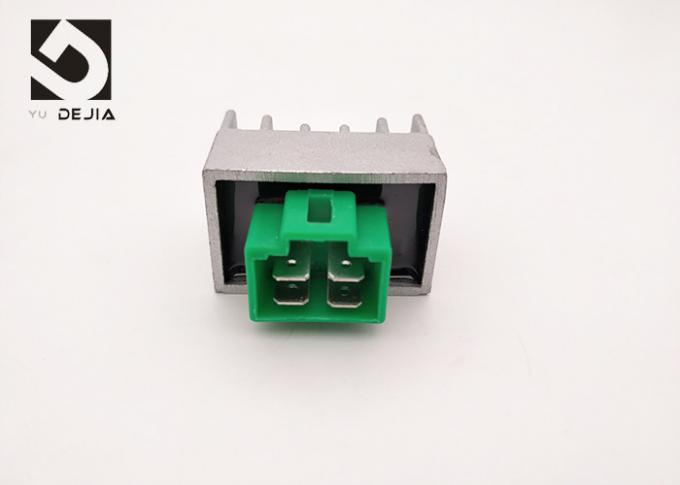 Yamaha LC135 모터바이크 규칙 정류기, 성과 4 Pin 규칙 정류기